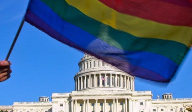 Senate Advances Bill to Ban LGBT Workplace Discrimination