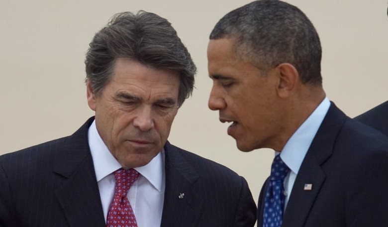 Who's Planning to Sue Obama Over Immigration?