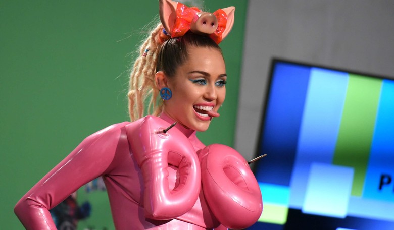 Miley Cyrus Says 'Earth Can't Handle' Her Having Kids, Earth Agrees