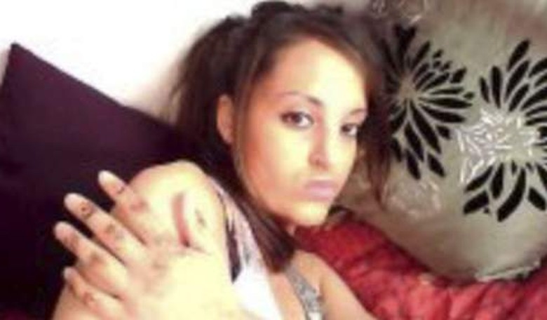 Before Igniting Her Suicide Belt, Paris Suicide Bomber Drank Alcohol and Partied Hearty