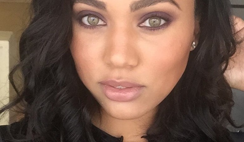 Fashionistas and Feminists Pounce on Ayesha Curry for Tweets About Covering Her 'Good Stuff'