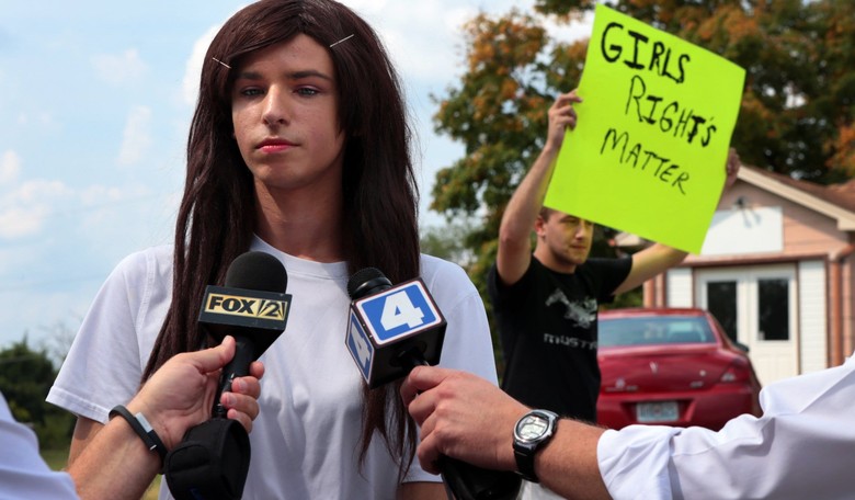 Psychiatrist: Kids 'Trying Out' Transgenderism Say 'It's the New Black'