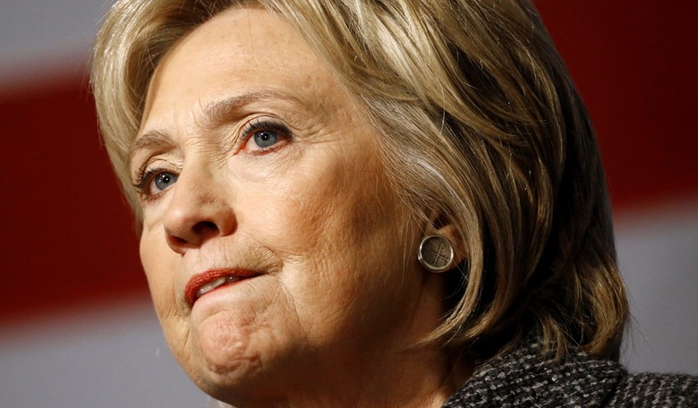 Clinton Emails So Sensitive, Senior Lawmakers Had to Up Their Security Clearances to View Them