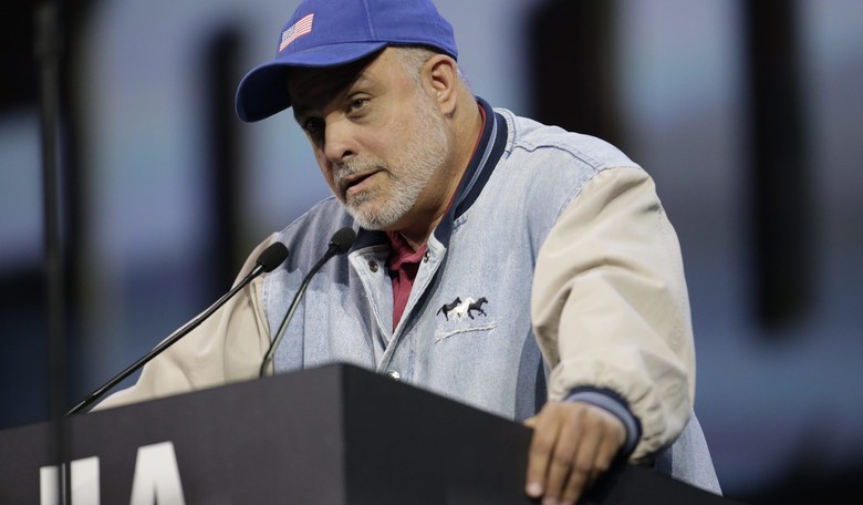 Mark Levin Blasts Donald Trump: 'We Can't Even Figure Out Where He Stands on the Constitution!'
