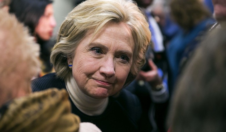 Hillary Clinton's Email Troubles Deepen