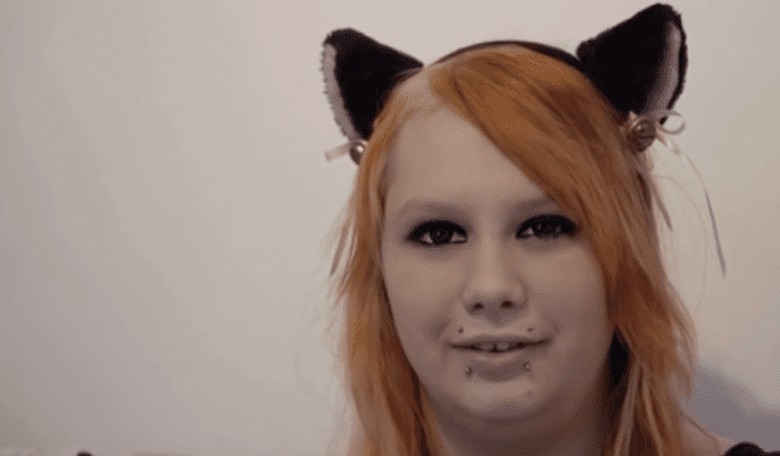 This Woman Thinks She's a Cat and You Won't Believe Her Reasoning
