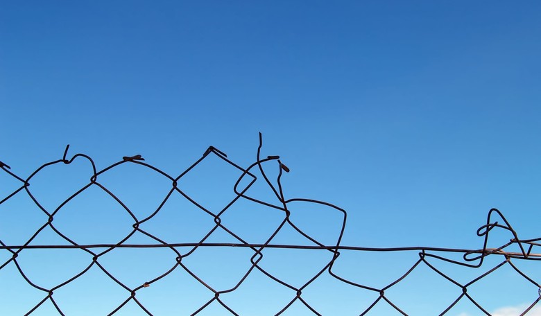 The Border Vanishes
