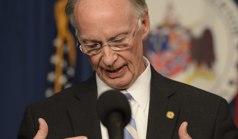 Alabama Governor Swears He Never Had Sex with That Woman
