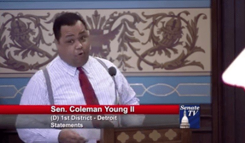 Michigan Senator Goes Nuts About Flint Water Crisis