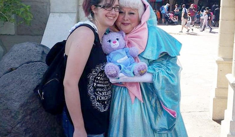 Grieving Mom Who Took Baby's Ashes to Disney World Is Granted a Wish by a Fairy Godmother