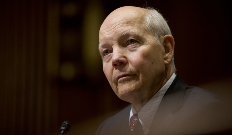 'The Borrowers': IRS Allows Illegal Immigrants to Steal SSNs for Tax-Filing Purposes