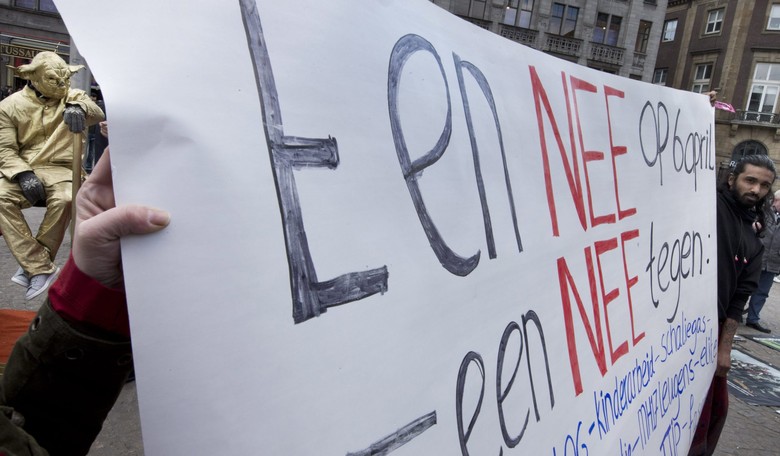After Rejecting EU-Ukraine Treaty, Dutch Voters Now Demand Referendum on TTIP
