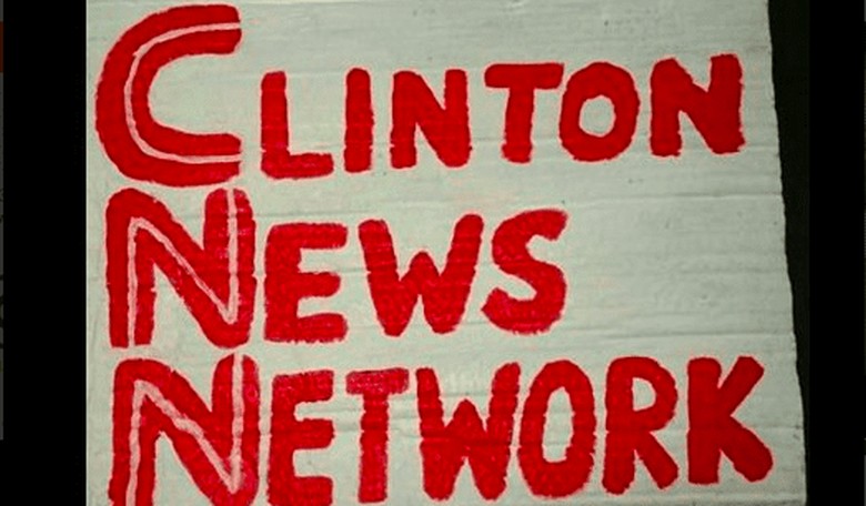 10 Best 'Occupy CNN' Tweets From Bernie Sanders Supporters
