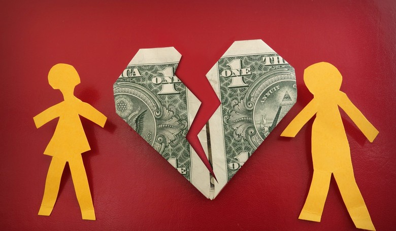 5 Reasons to Combine Finances After Marriage (and 1 Reason Not To)