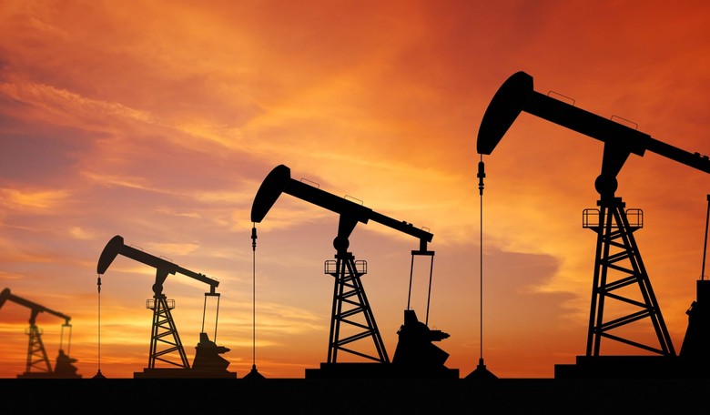 MIT Prof Says Carbon Tax Only Way to Stop Fossil Fuels