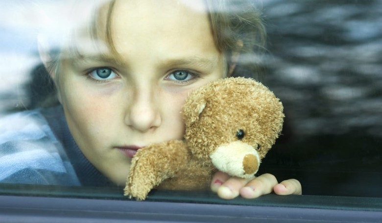Sorry Free-Rangers, I Refuse to Leave My Kid Alone in a Locked Car