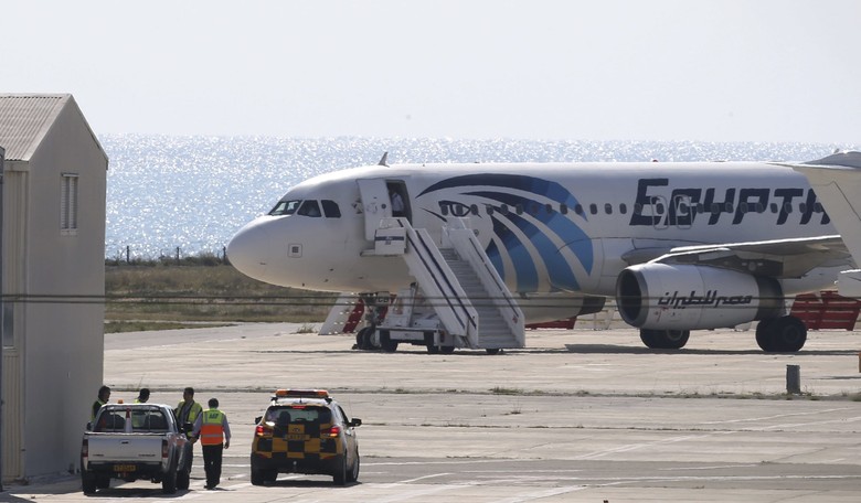 EgyptAir Flight from Paris to Cairo Disappears