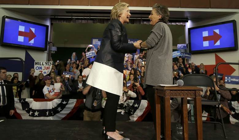 Barbara Boxer's Daughter: Bernie Backers 'Scary,' 'Shook Me Up' for Booing Mom