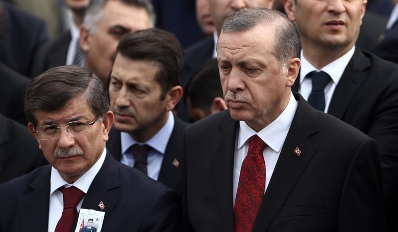 Reports: Turkish Prime Minister to Resign Over Intraparty Power Grab by President Erdoğan