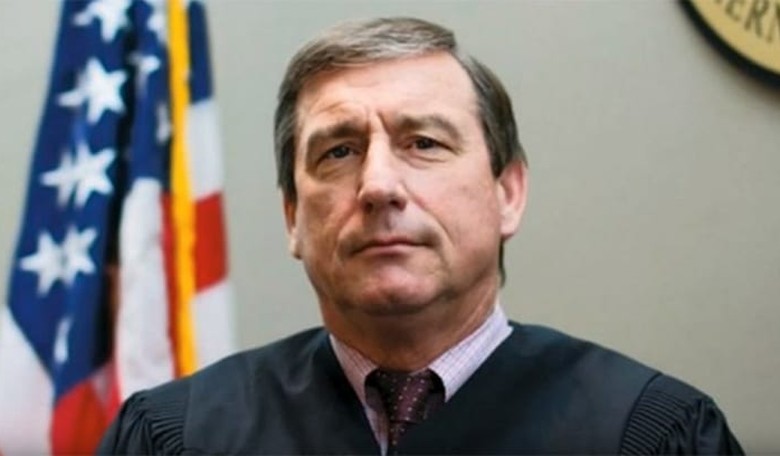 Federal Judge Orders 'Deceptive' DOJ Lawyers to Take Ethics Classes