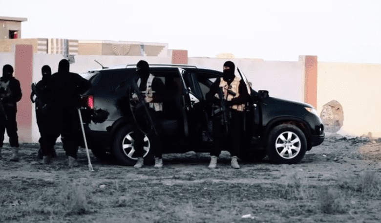 As Battle for Fallujah Heats Up, ISIS Shows Grisly Executions of Civilians
