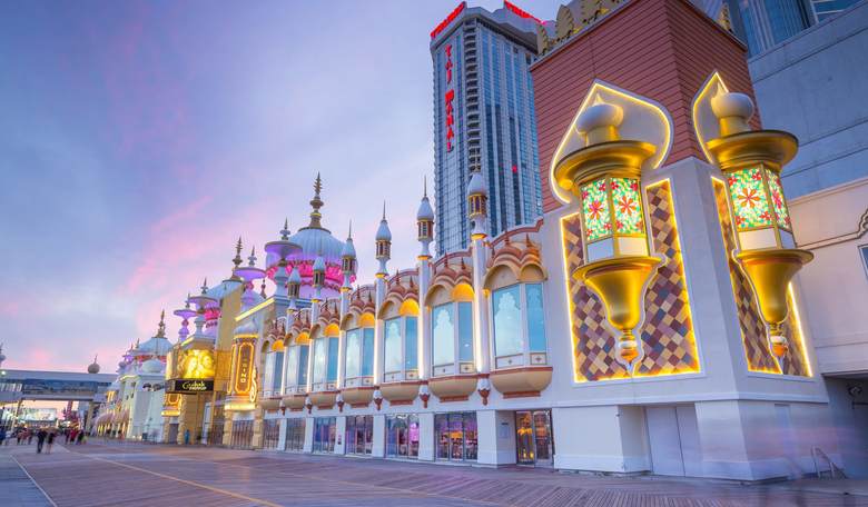 Yikes: Trump Plans to Run America Like He Ran His Casinos