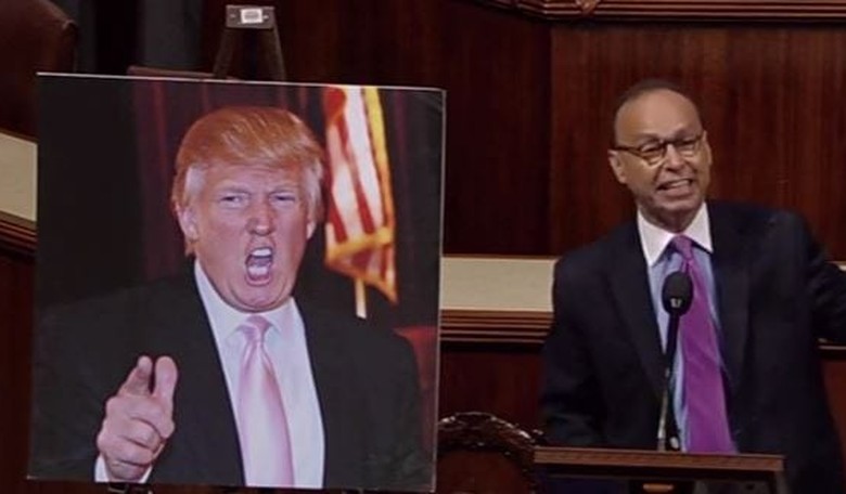 House Dem Decries Taco Salads on Senate Menu as 'El Jefe Anaranjado' Trump Visits