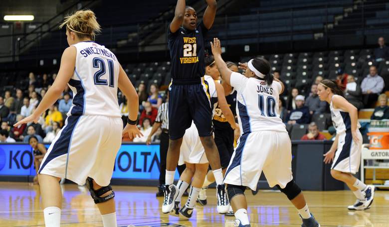Obama's 'Letter on Transgender Students' Declares War on Women's Athletics
