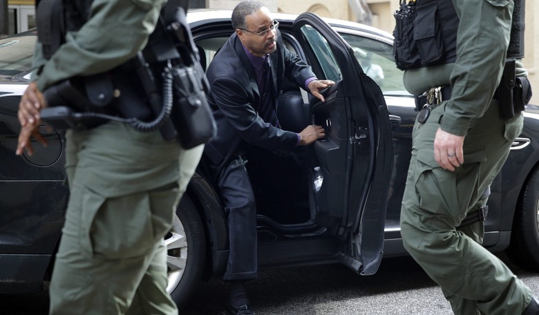 Police Van Driver Acquitted of All Charges in Freddie Gray Death