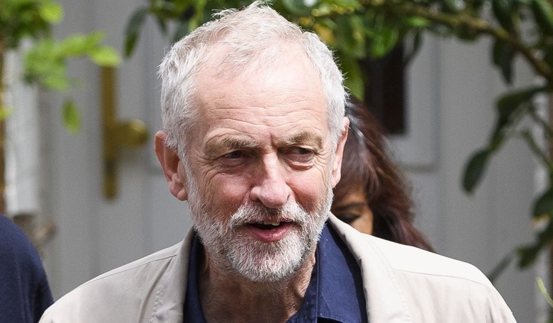 British Labor Leader Jeremy Corbyn Refuses to Quit Despite No Confidence Vote