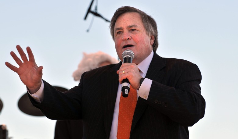 What the Heck? 'National Enquirer' Hires Dick Morris