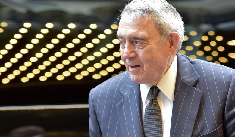 Dan Rather on Trump: 'Drumbeats of Threatening Violence'