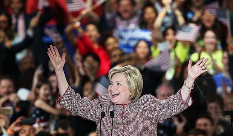 Hillary Wears $12,000 Suit During Income Inequality Speech