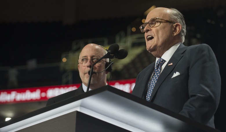Giuliani: Hillary’s Deleted Emails ‘Can Be Used to Extort Her’