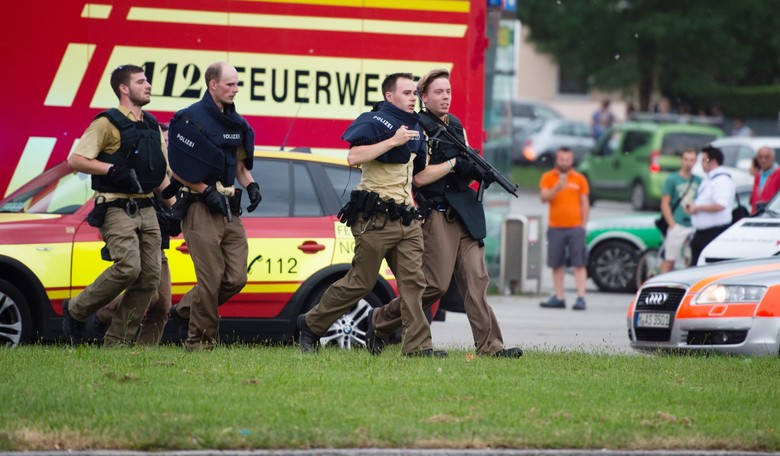 Munich Attacked: Several Shot at Mall, Gunmen on the Loose