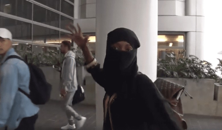 This Muslim Woman Threatened to Bomb Her Flight on Camera