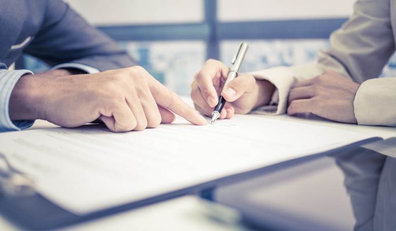 Establishment Politicians Count on Petition-Signature Requirements to Maintain Control