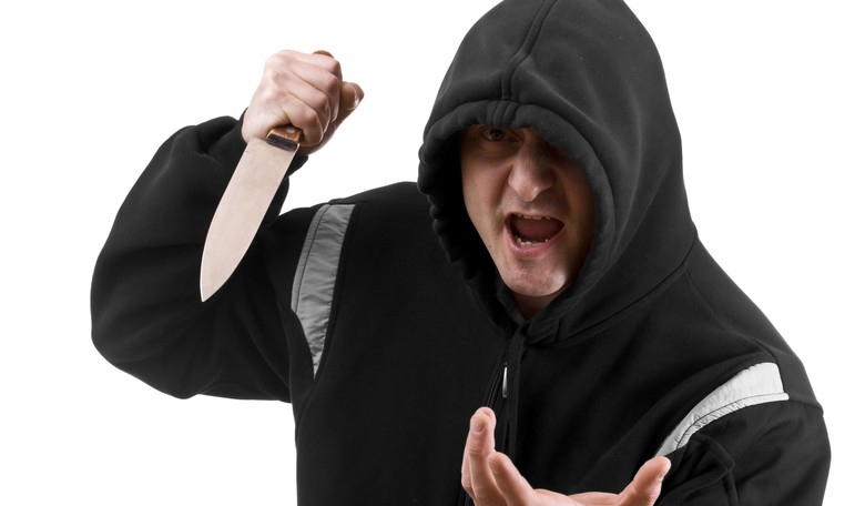 7 Tips to Defend Yourself Against a Knife-Wielding Attacker