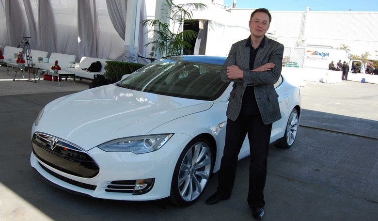 What Does the First Tesla Semi-Autonomous Car Fatality Mean?