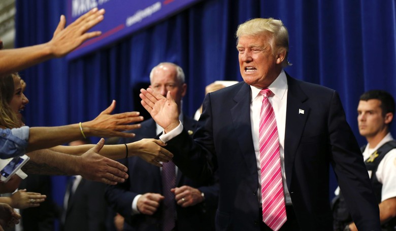 Trump Tries to Sway Virginia, Declares Clinton Wages 'War on Farmers'
