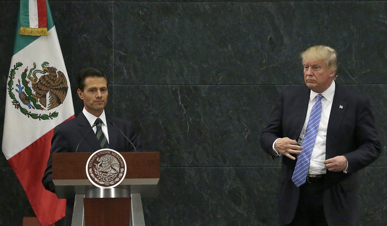 Trump, Peña Nieto Have Different Accounts of Border Wall Talks After 'Constructive' Meeting