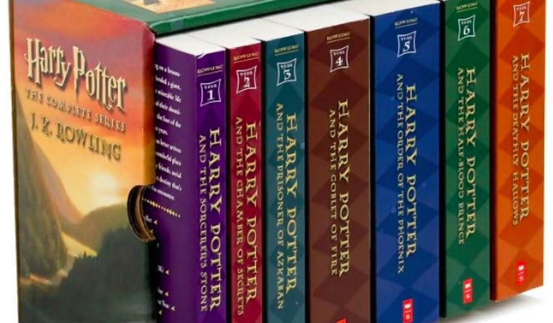97 Things That Defined a '90s Childhood