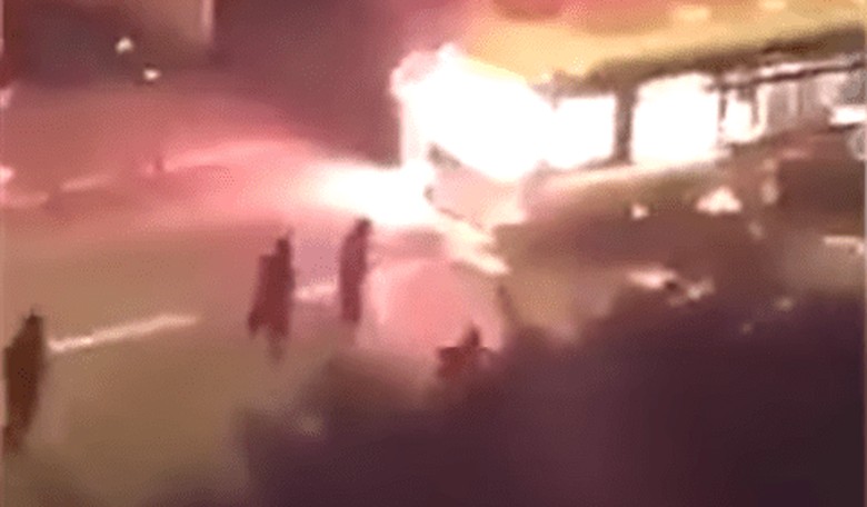 Paris Bus Attacked With Molotov Cocktails, Men Shout "Allahu Akbar"