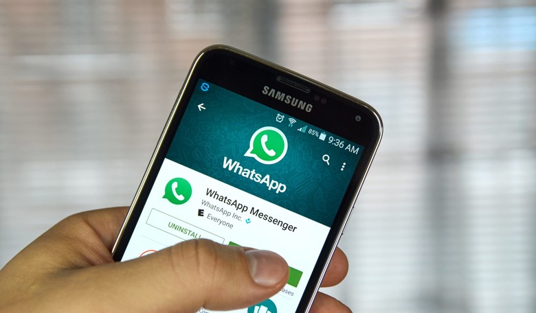 WhatsApp and Facebook Are Getting Ready to Share Your Phone Number With Advertisers