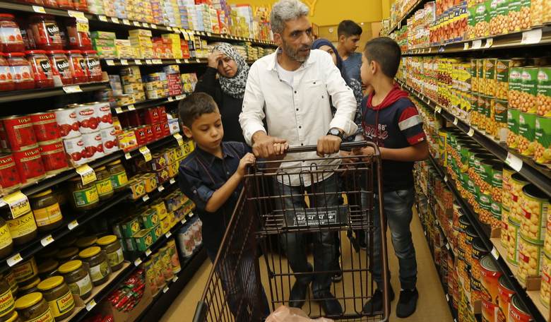 Mormons and Catholics Team Up in 'Collective Resolve' to Help New Refugees in U.S.