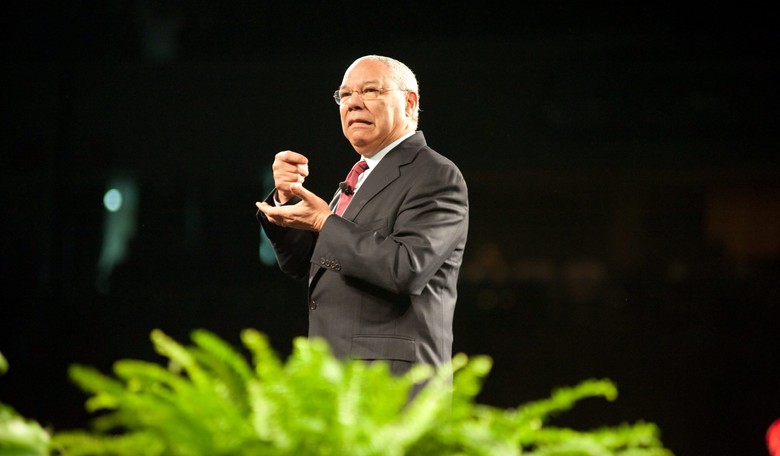 Colin Powell's Leaked Email About Clinton's 'Bimbos' Blows Up Twitter