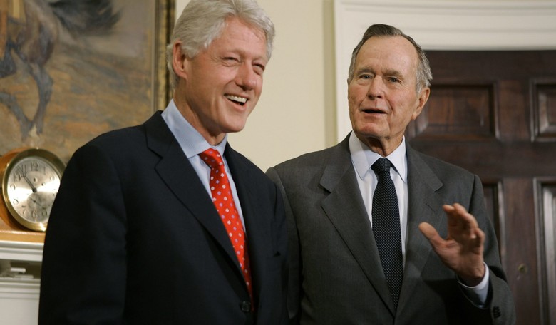 Politico: George H.W. Bush to Vote for Hillary Clinton