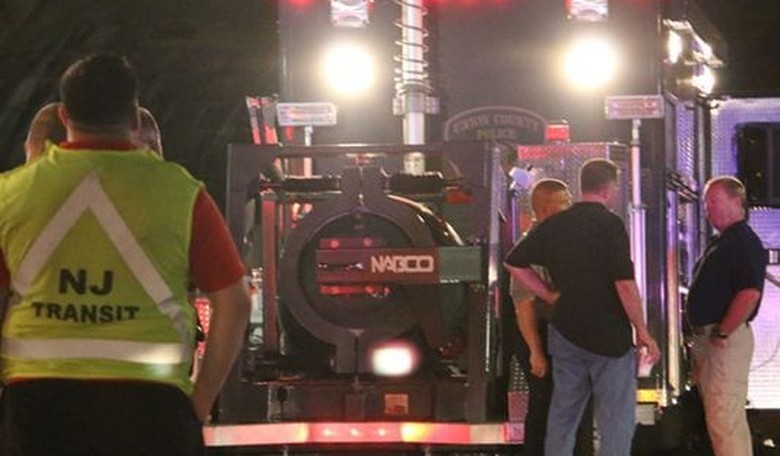 Bomb Explodes in Elizabeth, New Jersey as Robot Tries to Disable It