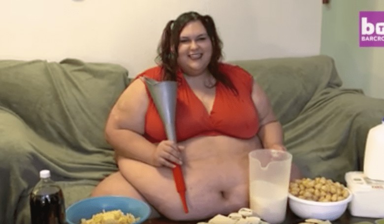 This Woman Is Intentionally Trying to Become Incredibly Fat