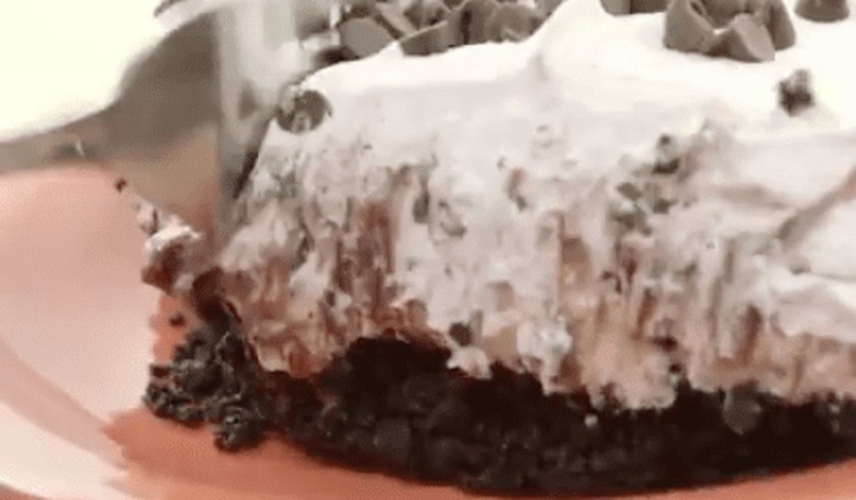 This Oreo Lasagna Looks Amazing!